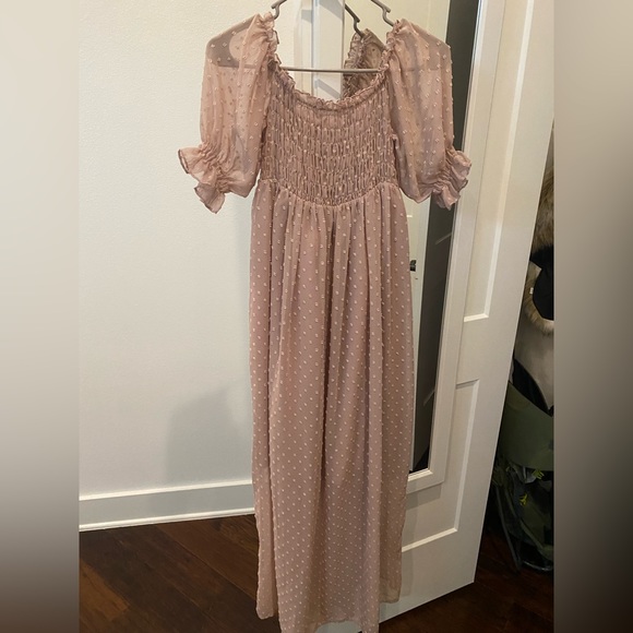 Pink chiffon dress - Picture 2 of 6